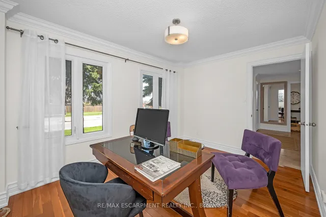 Additional image 13 of 2728 Guilford Cres