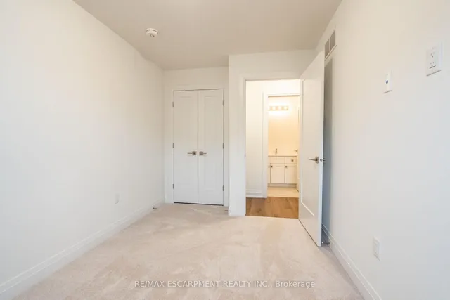 Additional image 28 of 18 Clear Valley Lane