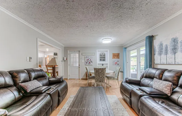 Additional image 13 of 590 Manchester Rd