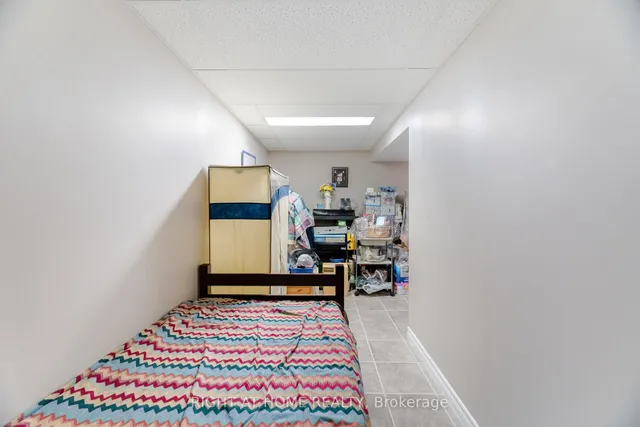 Additional image 37 of 5253 Palomar Cres