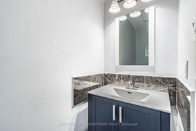 Additional image 10 of 450 Oaktree Circ