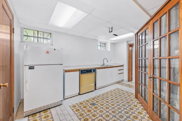 Additional image 32 of 86 Heathview Ave