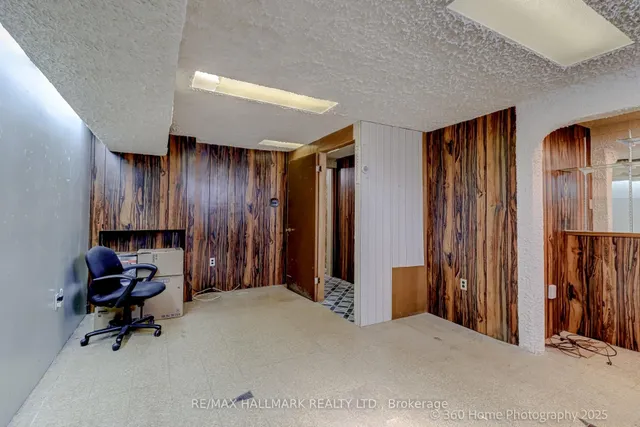 Additional image 15 of 39 Baybrook Cres