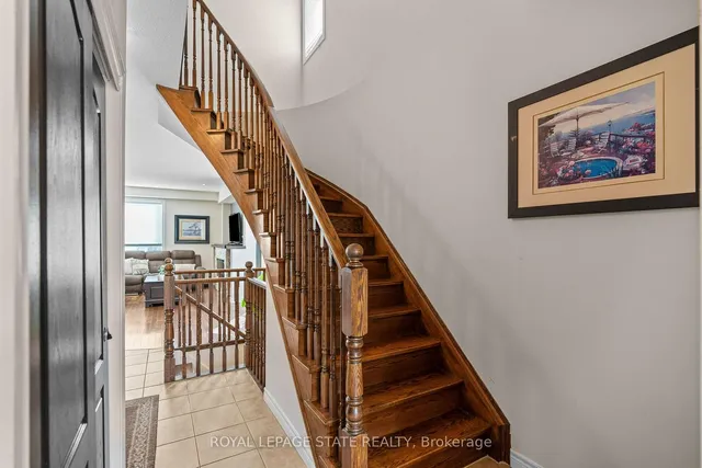 Additional image 3 of 27 Marina Point Cres