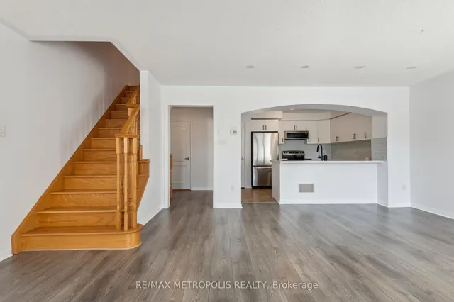 Additional image 24 of 54 Howe Ave