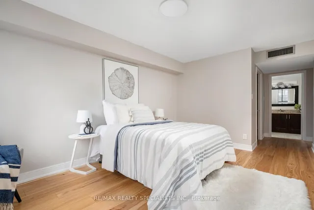 Additional image 25 of 4235 Sherwoodtowne Blvd Unit 406