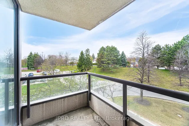 Additional image 27 of 12 Laurelcrest St Unit 302