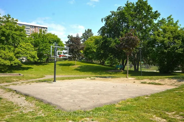 Additional image 35 of 21 Knightsbridge Rd Unit 1408