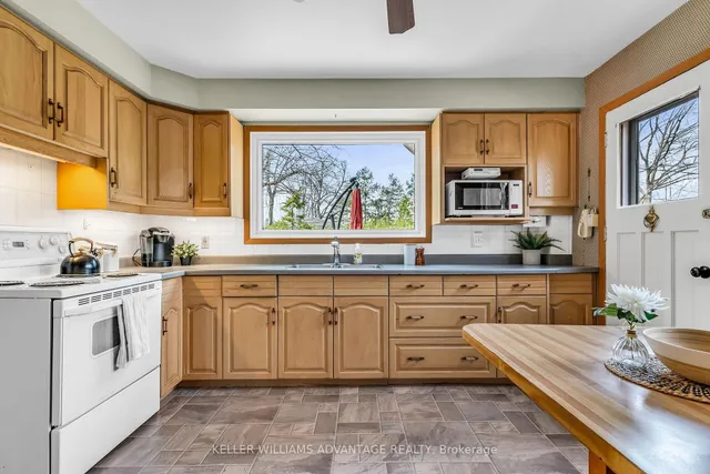 Additional image 20 of 83 Allister Ave