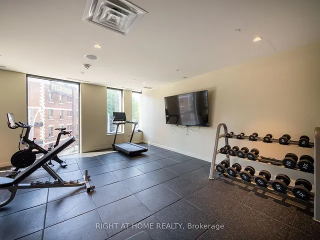 Additional image 4 of 219 Dundas St Unit 707