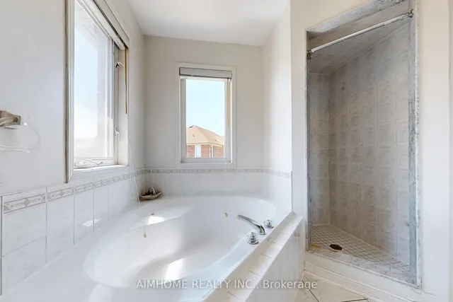 Additional image 28 of 46 Via Torre Dr