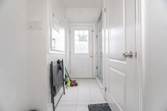 Additional image 31 of 9 MAGDALENE Cres