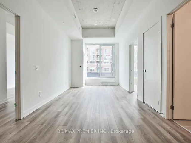 Additional image 8 of 1808 St Clair Ave Unit 607