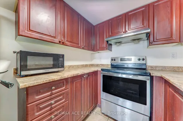 Additional image 16 of 200 Mclevin Ave Unit 20