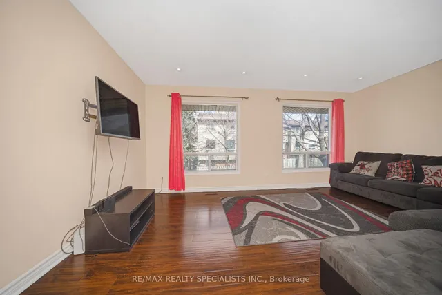 Additional image 18 of 46 Carleton Pl