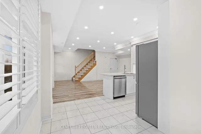 Additional image 27 of 383 Dundas St Unit 51