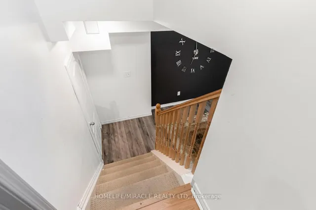 Additional image 38 of 1677 Stover Cres