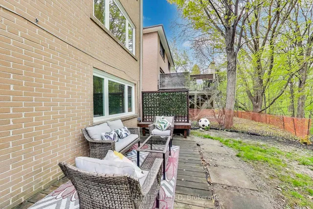 Additional image 32 of 10 Overbrook Pl