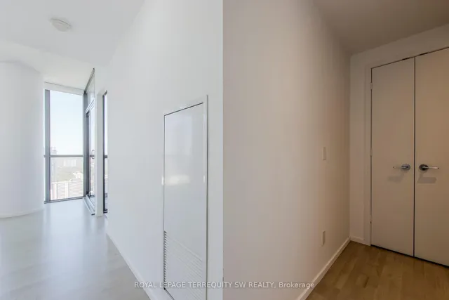 Additional image 6 of 101 Charles St Unit 4010