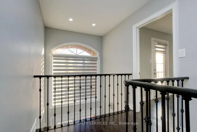 Additional image 27 of 44 Lormel Gate