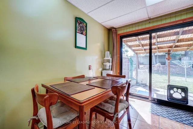 Additional image 24 of 84 Robbinstone Dr