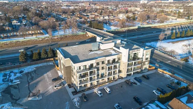 Additional image 2 of 120 Springvalley Cres Unit 404