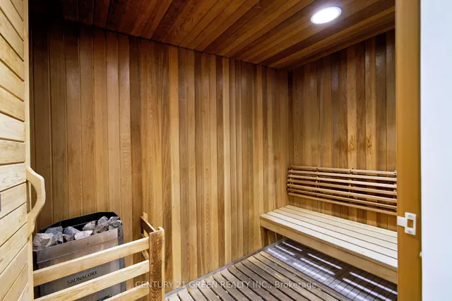 Additional image 40 of 70 Annie Craig Dr Unit 708