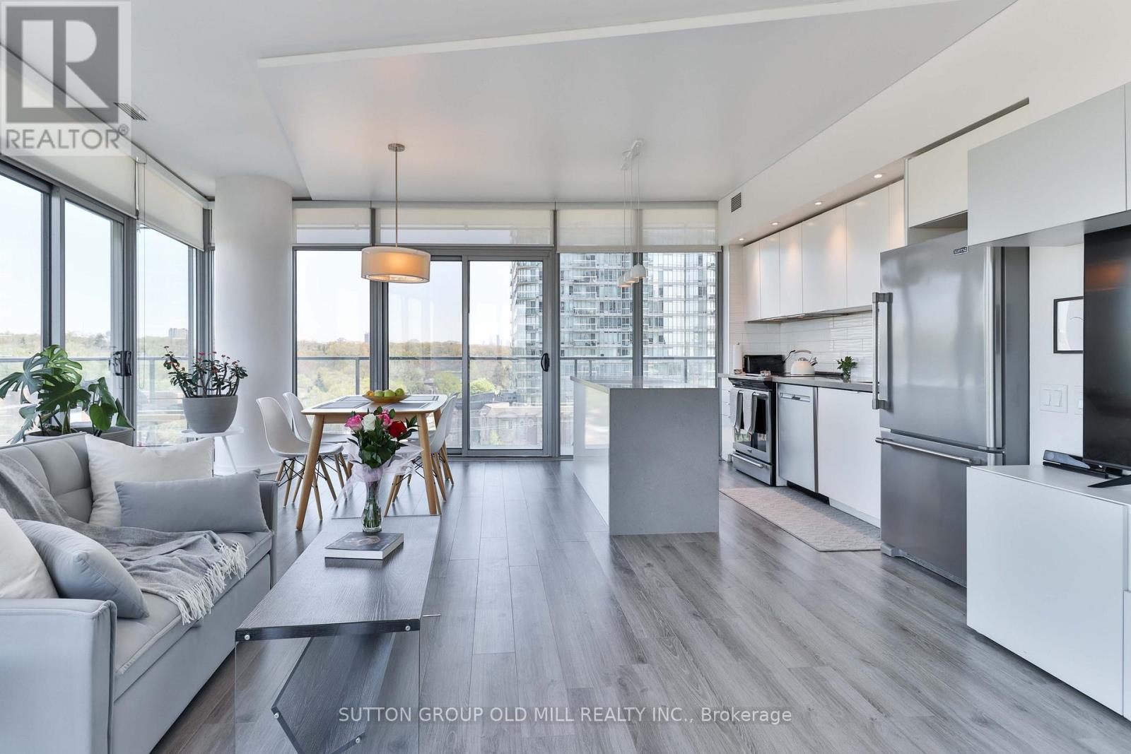 714 - 103 THE QUEENSWAY|Toronto (High Park-Swansea), Ontario M6S5B3