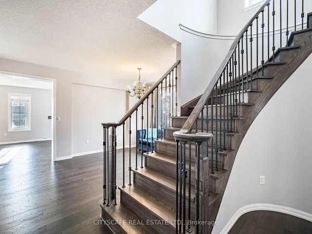 Additional image 11 of 416 Gooch Cres