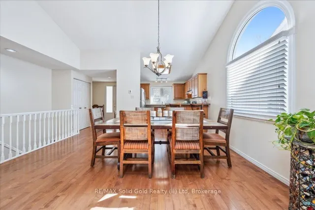 Additional image 12 of 5 Quinte Cres