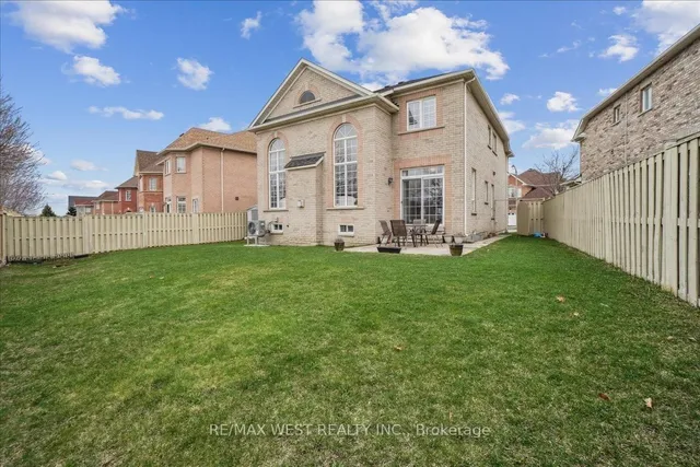 Additional image 8 of 28 Showboat Cres