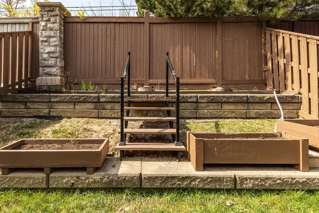 Additional image 38 of 54 Amethyst Circ