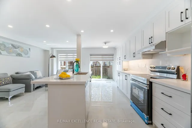 Additional image 11 of 5927 Stonebriar Cres