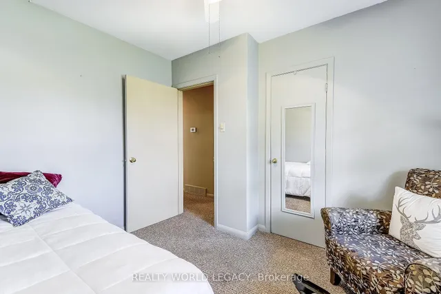 Additional image 20 of 77 Hopkins Crt