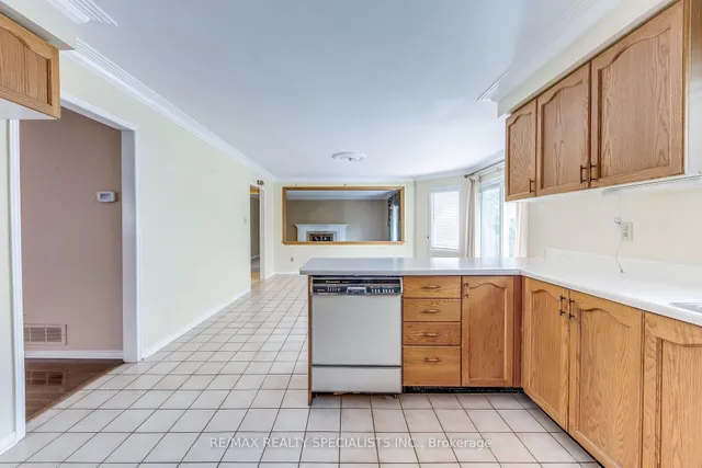 Additional image 20 of 102 Sunforest Dr