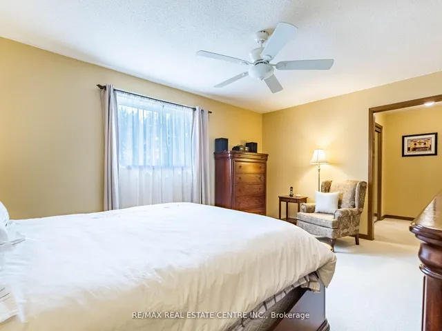 Additional image 27 of 34 Inverary Dr