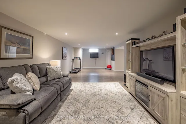 Additional image 27 of 116 Broker Dr