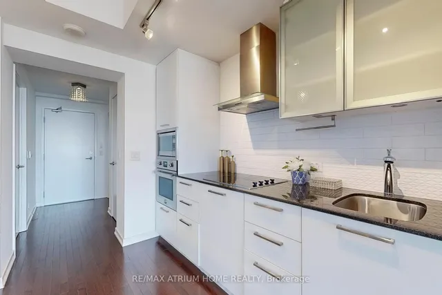 Additional image 16 of 14 York St Unit 6207