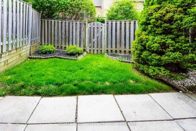 Additional image 41 of 405 Hyacinthe Blvd Unit 83