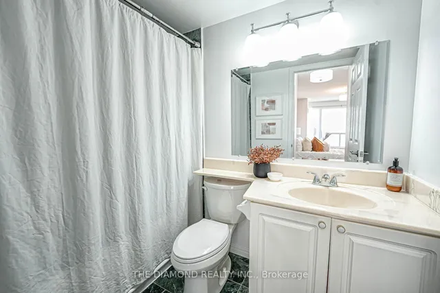 Additional image 15 of 909 Bay St Unit 2101
