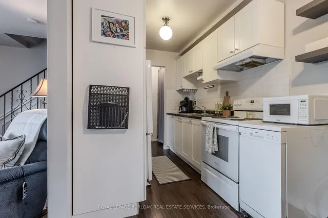 Additional image 13 of 165 Limeridge Rd Unit 9