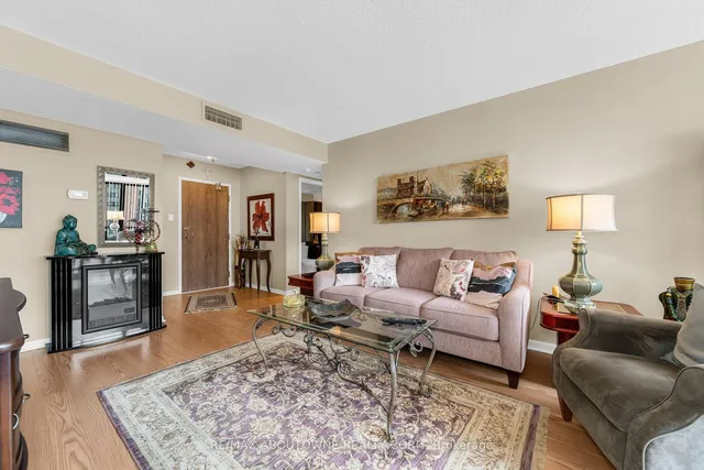 Additional image 9 of 1240 Marlborough Crt Unit 605