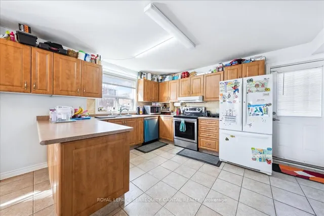 Additional image 11 of 2338, 2338R, 2340, Keele St