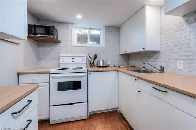 Additional image 26 of 540 Bridgeport Rd