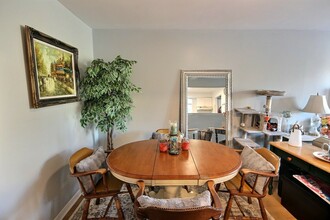 Additional image 3 of 353 Kingsdale Ave