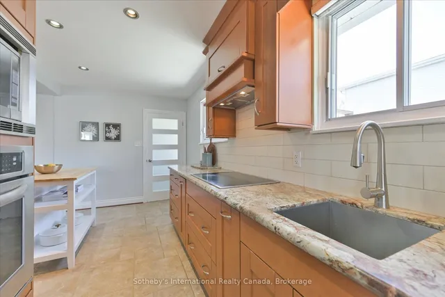 Additional image 15 of 20 Marblehead Cres