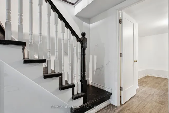 Additional image 27 of 24 Marion St