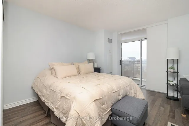 Additional image 9 of 650 Lawrence Ave Unit 721