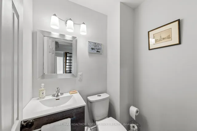 Additional image 10 of 37 Johnston Ave