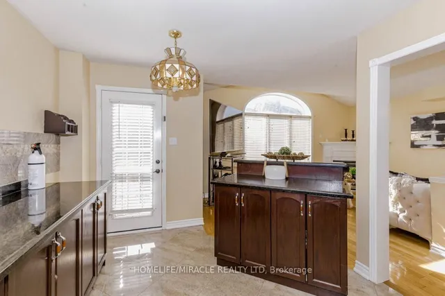 Additional image 20 of 38 Heartleaf Cres